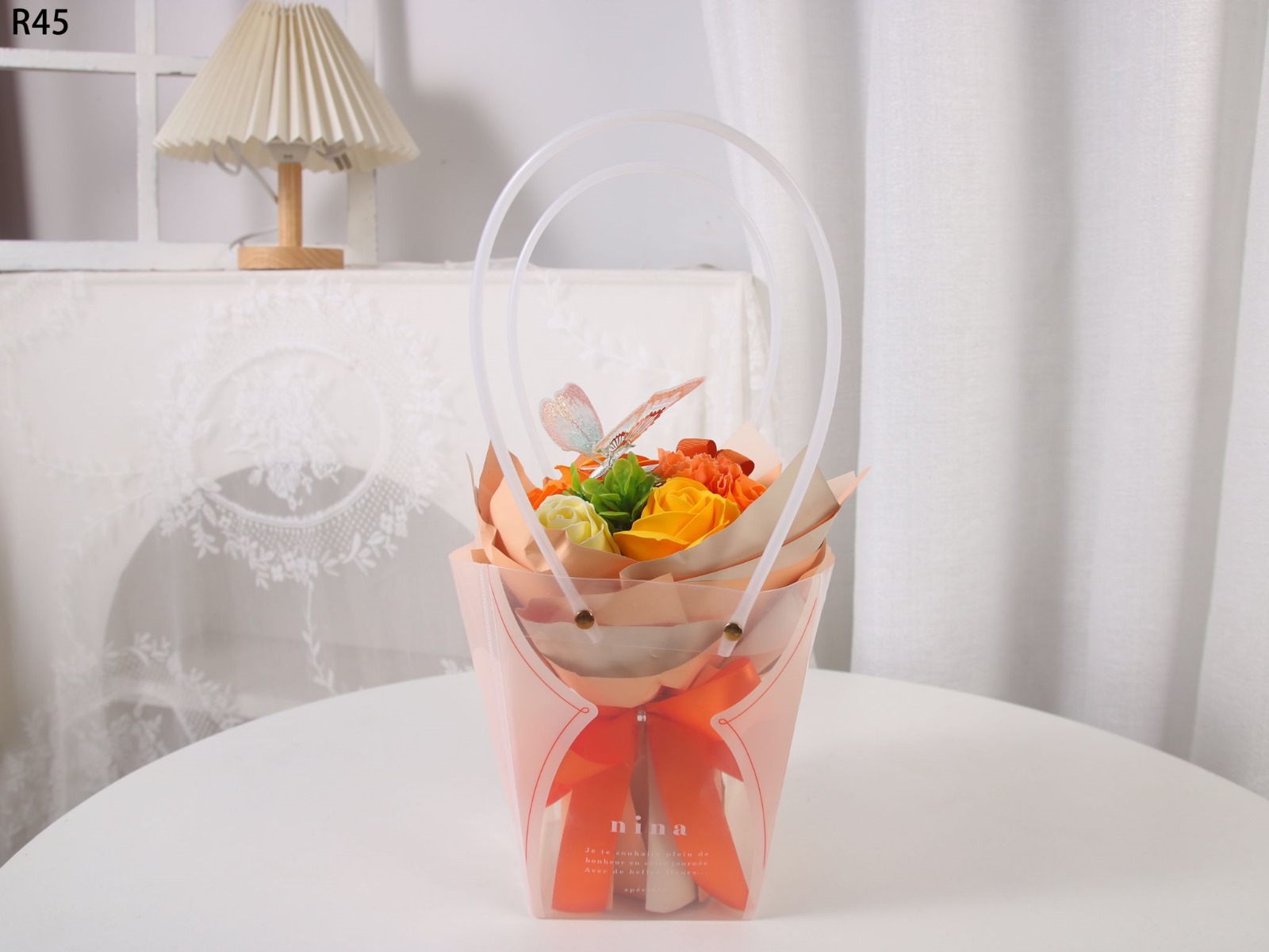 KIERA Buchet 9 Flori cu Fluture EN-GROSS -R45- - imagine 3