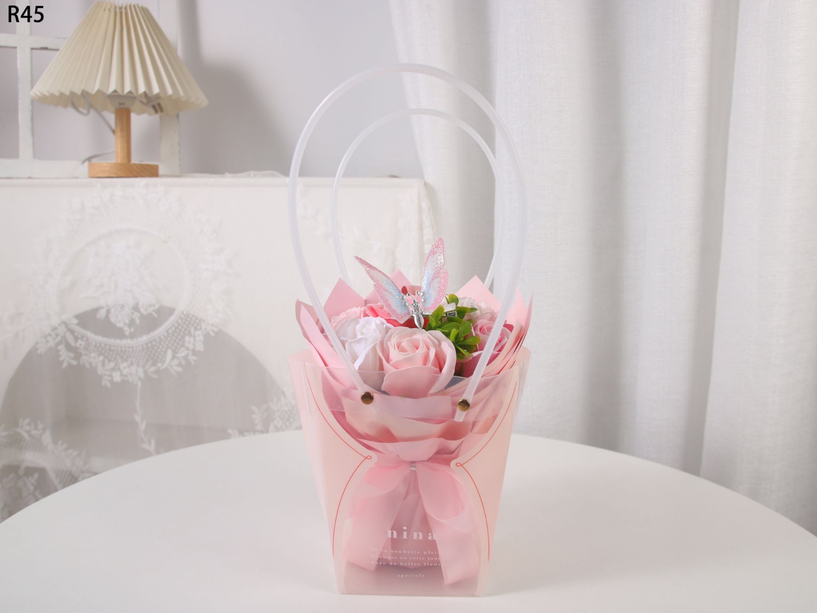 KIERA Buchet 9 Flori cu Fluture EN-GROSS -R45- - imagine 6